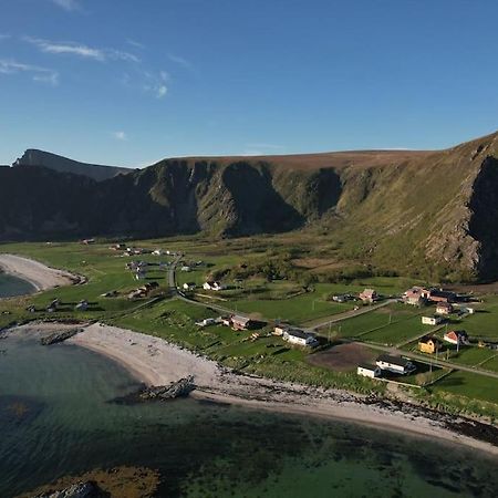 Sjarmerende Hus Med Orkesterplass Til Hav Og Fjell Stave Bagian luar foto