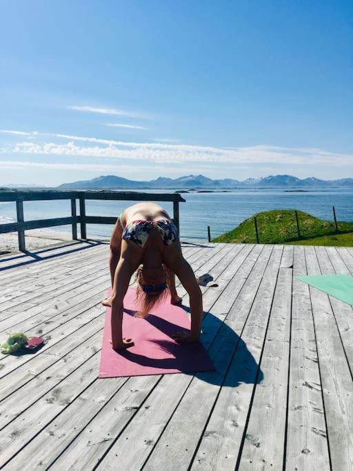 Sjarmerende Hus Med Orkesterplass Til Hav Og Fjell Stave Bagian luar foto